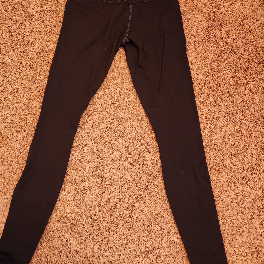 Lululemon - Picture 2 of 7